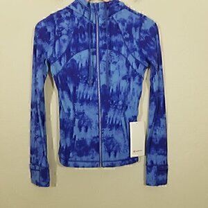 NWT Lululemon Nulu Hooded Define Jacket Size 4